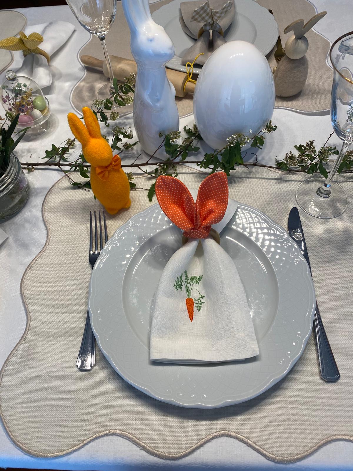 Burlap and White Linen Placemat, Amália