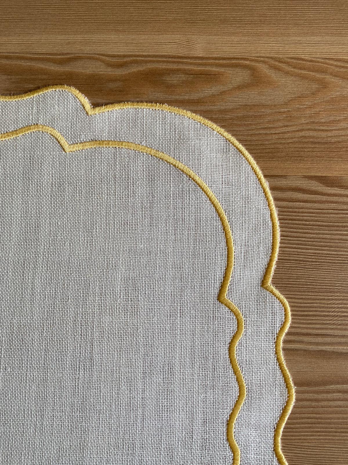 Burlap and White Linen Placemat, Amália