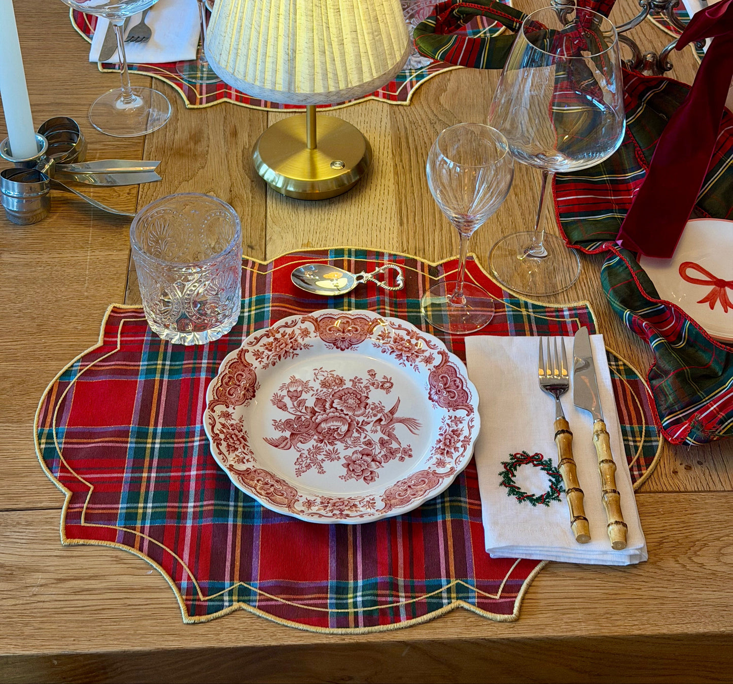 Embroidered Linen Napkin, Christmas Wreath