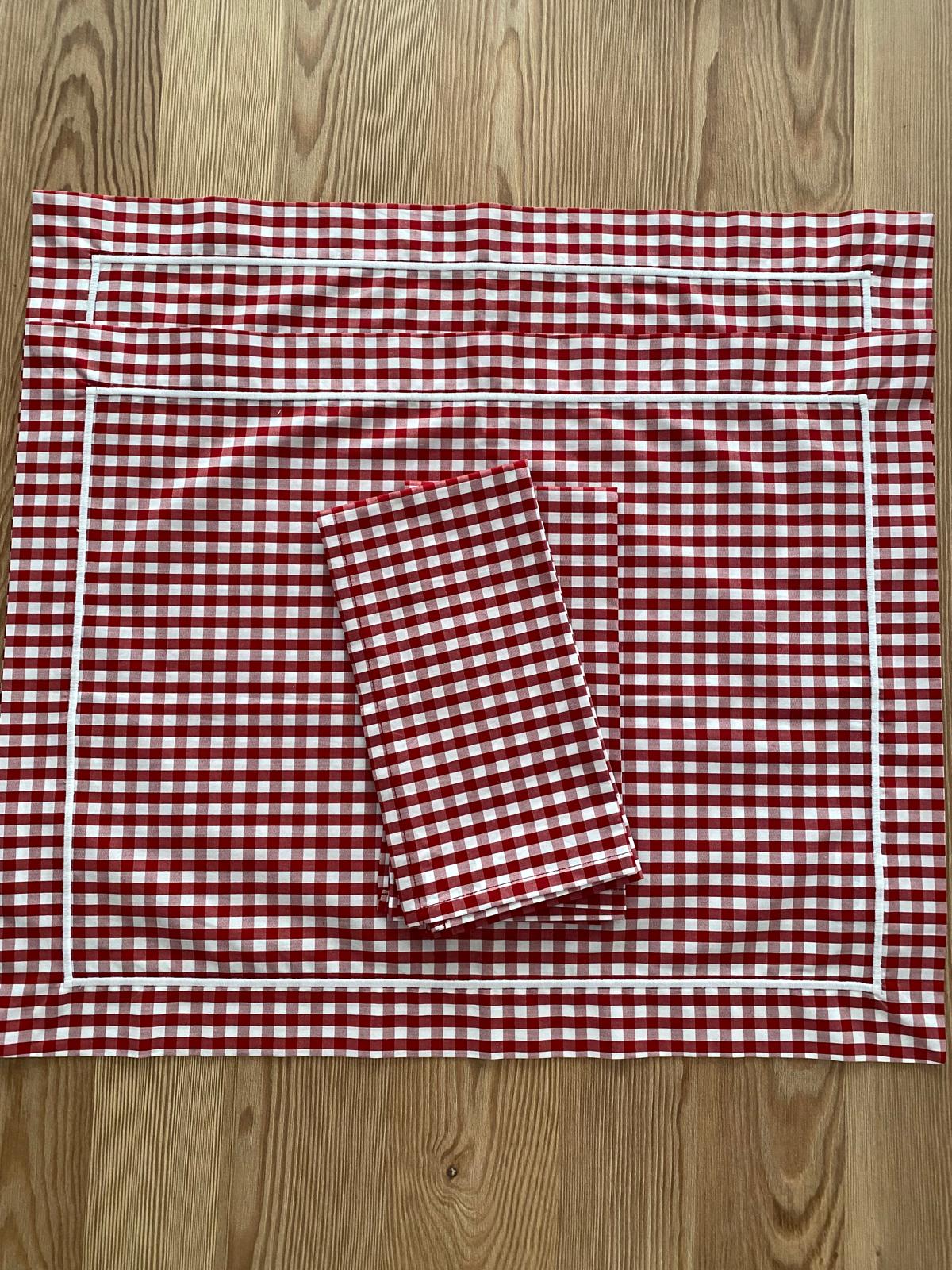 Individuais Vichy, com Rolinho branco