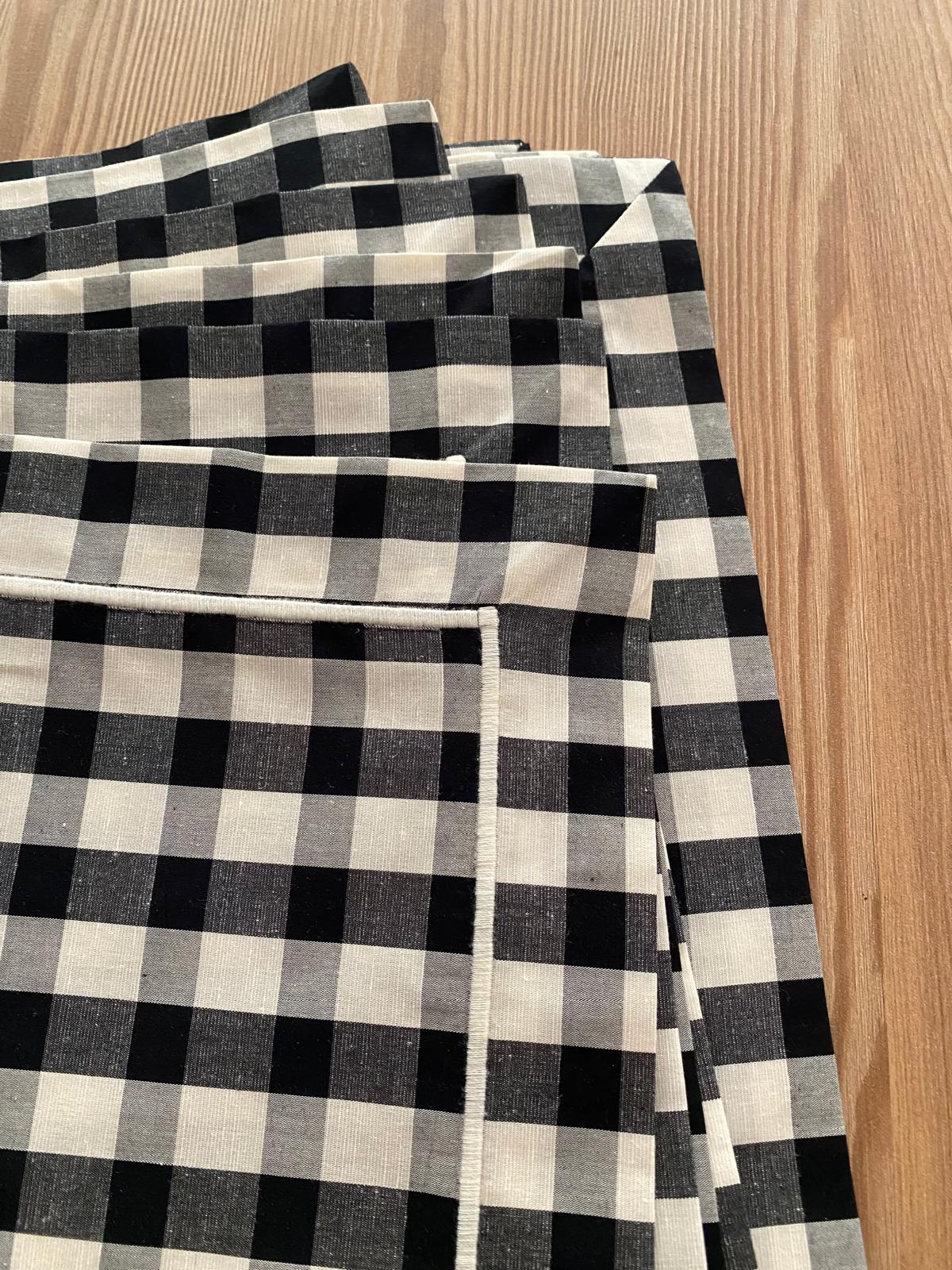 Individuais Vichy, com Rolinho branco