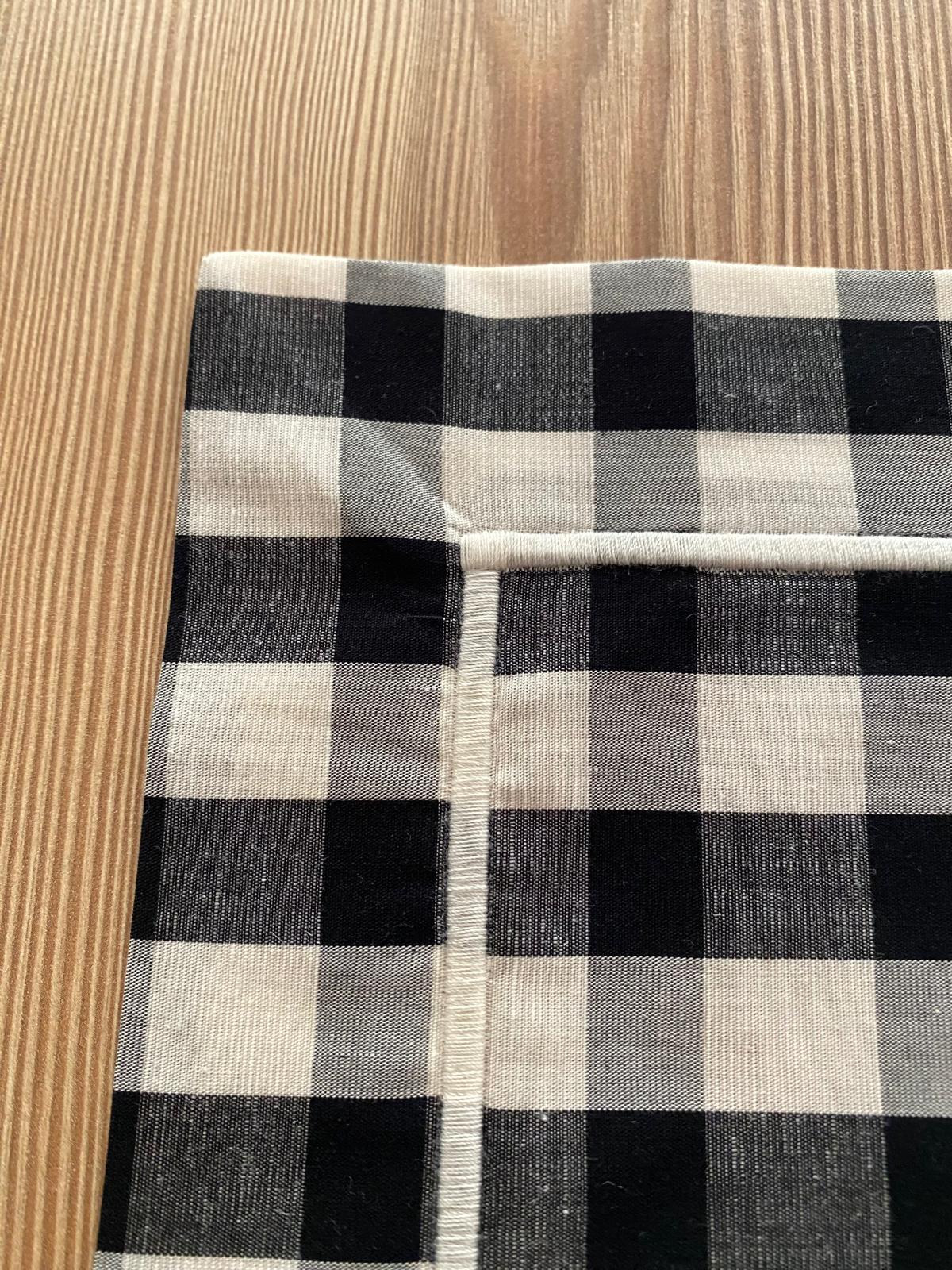 Individuais Vichy, com Rolinho branco